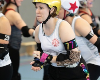Thorsten-Lasrich-Zombie-Rollergirlz-vs-Bear-City-Roller-Derby-46