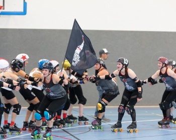 Thorsten-Lasrich-Zombie-Rollergirlz-vs-Bear-City-Roller-Derby-49