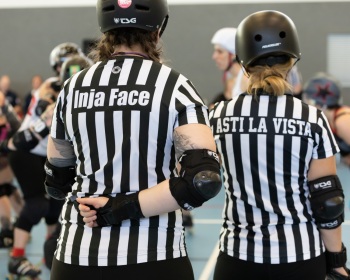 Thorsten-Lasrich-Zombie-Rollergirlz-vs-Bear-City-Roller-Derby-53