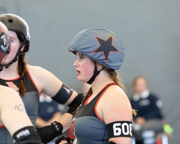 Thorsten-Lasrich-Zombie-Rollergirlz-vs-Bear-City-Roller-Derby-71