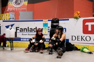 Thorsten-Lasrich-RuhrPott-Rollergirls-vs-Riot-Rollers-Darmstadt-120