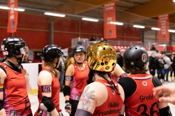 Thorsten-Lasrich-RuhrPott-Rollergirls-vs-Riot-Rollers-Darmstadt-123