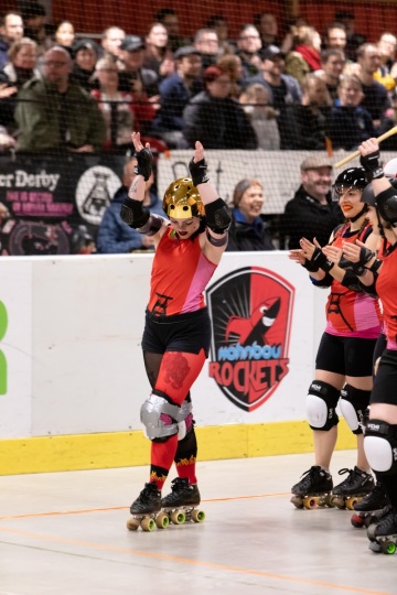 Thorsten-Lasrich-RuhrPott-Rollergirls-vs-Riot-Rollers-Darmstadt-2