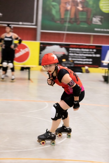 Thorsten-Lasrich-RuhrPott-Rollergirls-vs-Riot-Rollers-Darmstadt-38