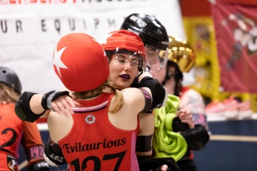 Thorsten-Lasrich-RuhrPott-Rollergirls-vs-Riot-Rollers-Darmstadt-45