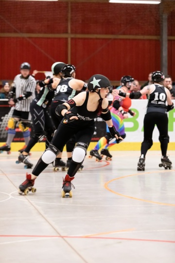 Thorsten-Lasrich-RuhrPott-Rollergirls-vs-Riot-Rollers-Darmstadt-49
