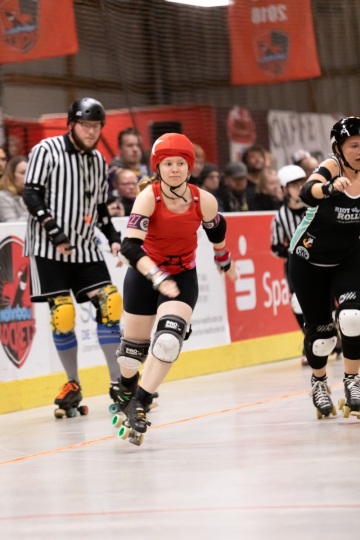 Thorsten-Lasrich-RuhrPott-Rollergirls-vs-Riot-Rollers-Darmstadt-73