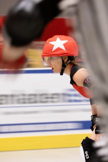 Thorsten-Lasrich-RuhrPott-Rollergirls-vs-Riot-Rollers-Darmstadt-95