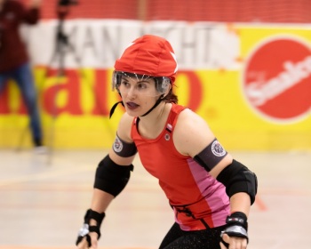 Thorsten-Lasrich-RuhrPott-Rollergirls-vs-Riot-Rollers-Darmstadt-14