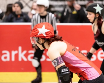 Thorsten-Lasrich-RuhrPott-Rollergirls-vs-Riot-Rollers-Darmstadt-30