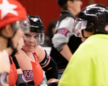 Thorsten-Lasrich-RuhrPott-Rollergirls-vs-Riot-Rollers-Darmstadt-72