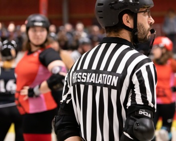 Thorsten-Lasrich-RuhrPott-Rollergirls-vs-Riot-Rollers-Darmstadt-97