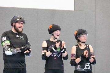 Thorsten-Lasrich-Battlecats-Rollergirls-Zombie-Rollergirlz-vs-Rollerderby-Erfurt-11