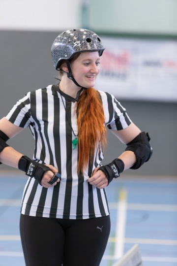 Thorsten-Lasrich-Battlecats-Rollergirls-Zombie-Rollergirlz-vs-Rollerderby-Erfurt-12