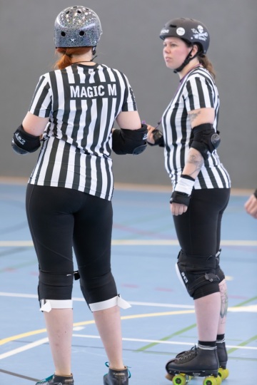 Thorsten-Lasrich-Battlecats-Rollergirls-Zombie-Rollergirlz-vs-Rollerderby-Erfurt-14