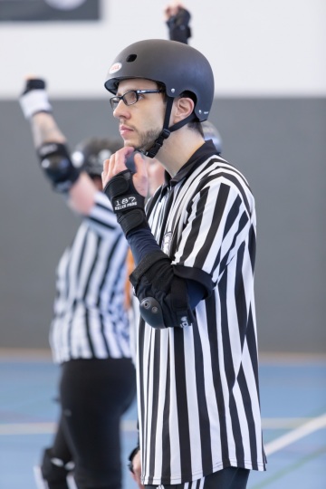 Thorsten-Lasrich-Battlecats-Rollergirls-Zombie-Rollergirlz-vs-Rollerderby-Erfurt-32