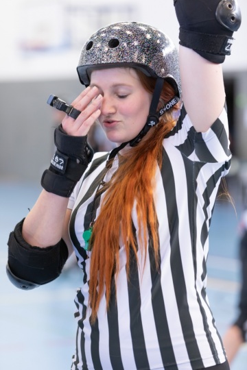 Thorsten-Lasrich-Battlecats-Rollergirls-Zombie-Rollergirlz-vs-Rollerderby-Erfurt-36