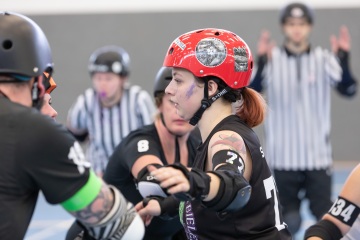 Thorsten-Lasrich-Battlecats-Rollergirls-Zombie-Rollergirlz-vs-Rollerderby-Erfurt-46