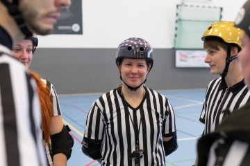 Thorsten-Lasrich-Battlecats-Rollergirls-Zombie-Rollergirlz-vs-Rollerderby-Erfurt-56