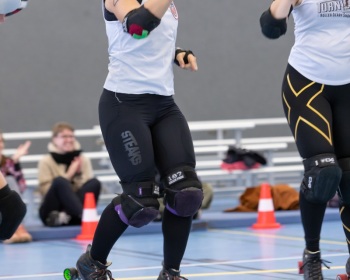 Thorsten-Lasrich-Battlecats-Rollergirls-Zombie-Rollergirlz-vs-Rollerderby-Erfurt-10