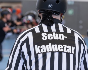 Thorsten-Lasrich-Battlecats-Rollergirls-Zombie-Rollergirlz-vs-Rollerderby-Erfurt-15