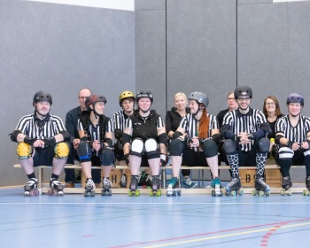 Thorsten-Lasrich-Battlecats-Rollergirls-Zombie-Rollergirlz-vs-Rollerderby-Erfurt-2