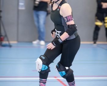 Thorsten-Lasrich-Battlecats-Rollergirls-Zombie-Rollergirlz-vs-Rollerderby-Erfurt-20