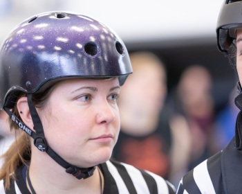 Thorsten-Lasrich-Battlecats-Rollergirls-Zombie-Rollergirlz-vs-Rollerderby-Erfurt-27