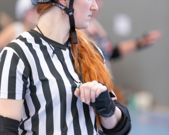 Thorsten-Lasrich-Battlecats-Rollergirls-Zombie-Rollergirlz-vs-Rollerderby-Erfurt-34