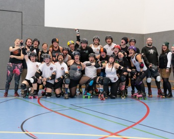 Thorsten-Lasrich-Battlecats-Rollergirls-Zombie-Rollergirlz-vs-Rollerderby-Erfurt-57
