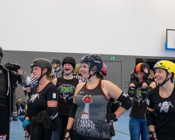 Thorsten-Lasrich-Battlecats-Rollergirls-Zombie-Rollergirlz-vs-Rollerderby-Erfurt-59
