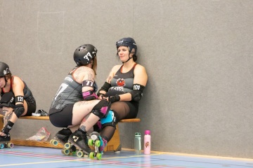 Thorsten-Lasrich-Zombie-Rollergirlz-Münster-vs-Meatgrinders-Bremen-34