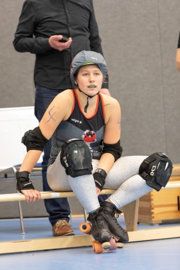 Thorsten-Lasrich-Zombie-Rollergirlz-Münster-vs-Meatgrinders-Bremen-40