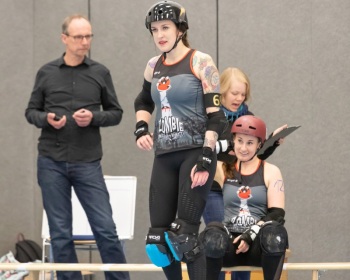 Thorsten-Lasrich-Zombie-Rollergirlz-Münster-vs-Meatgrinders-Bremen-28