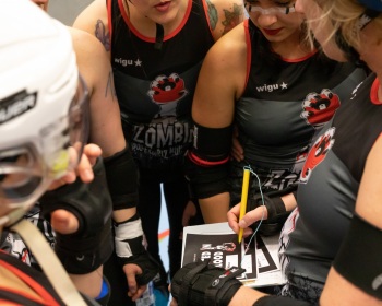 Thorsten-Lasrich-Zombie-Rollergirlz-Münster-vs-Meatgrinders-Bremen-52