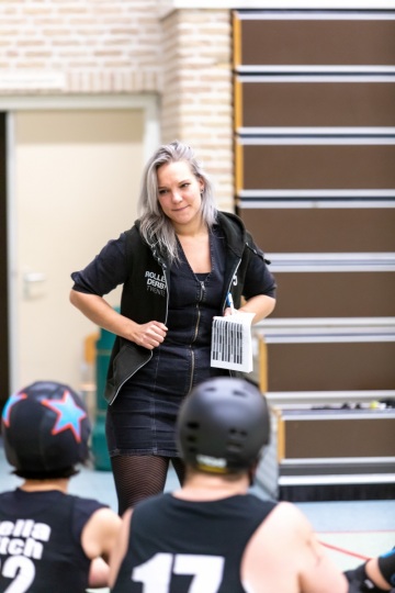 Thorsten-Lasrich-Arnhem-Fallen-Angels-Twente-vs-Mine-Monsters-Oberhausen-Zombie-Rollergirlz-16