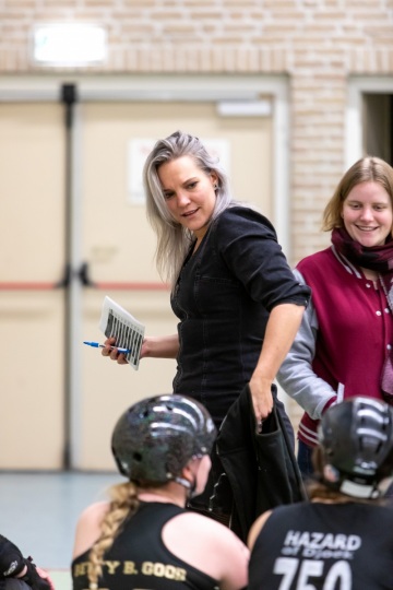 Thorsten-Lasrich-Arnhem-Fallen-Angels-Twente-vs-Mine-Monsters-Oberhausen-Zombie-Rollergirlz-17