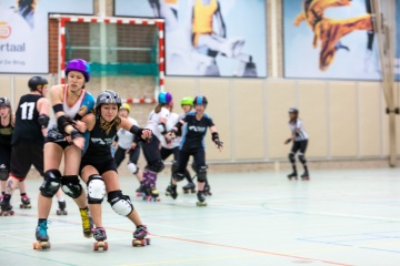 Thorsten-Lasrich-Arnhem-Fallen-Angels-Twente-vs-Mine-Monsters-Oberhausen-Zombie-Rollergirlz-27