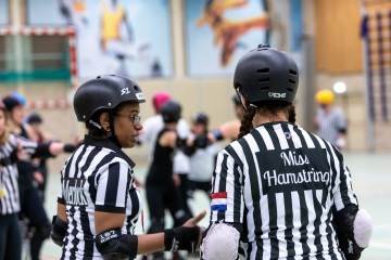 Thorsten-Lasrich-Arnhem-Fallen-Angels-Twente-vs-Mine-Monsters-Oberhausen-Zombie-Rollergirlz-28