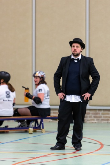 Thorsten-Lasrich-Arnhem-Fallen-Angels-Twente-vs-Mine-Monsters-Oberhausen-Zombie-Rollergirlz-29