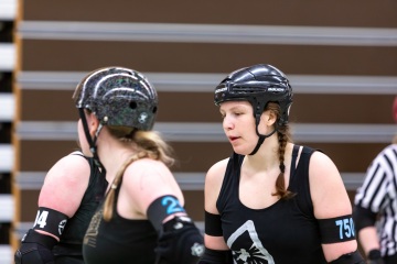 Thorsten-Lasrich-Arnhem-Fallen-Angels-Twente-vs-Mine-Monsters-Oberhausen-Zombie-Rollergirlz-31