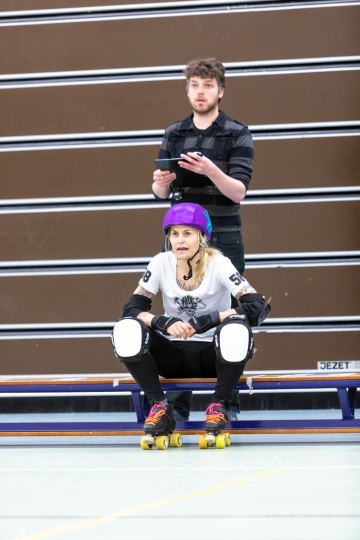 Thorsten-Lasrich-Arnhem-Fallen-Angels-Twente-vs-Mine-Monsters-Oberhausen-Zombie-Rollergirlz-35