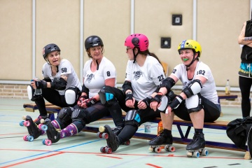 Thorsten-Lasrich-Arnhem-Fallen-Angels-Twente-vs-Mine-Monsters-Oberhausen-Zombie-Rollergirlz-50