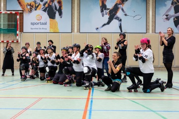 Thorsten-Lasrich-Arnhem-Fallen-Angels-Twente-vs-Mine-Monsters-Oberhausen-Zombie-Rollergirlz-53