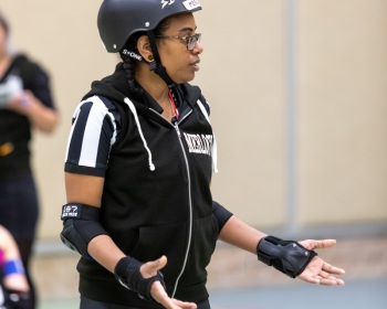 Thorsten-Lasrich-Arnhem-Fallen-Angels-Twente-vs-Mine-Monsters-Oberhausen-Zombie-Rollergirlz-14