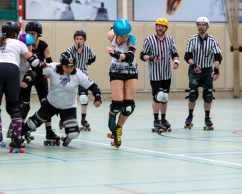 Thorsten-Lasrich-Arnhem-Fallen-Angels-Twente-vs-Mine-Monsters-Oberhausen-Zombie-Rollergirlz-20