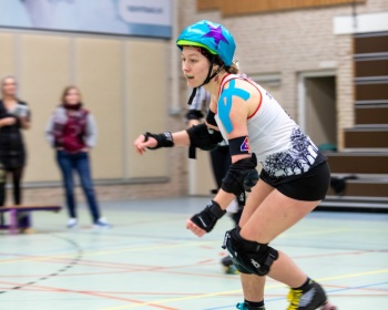 Thorsten-Lasrich-Arnhem-Fallen-Angels-Twente-vs-Mine-Monsters-Oberhausen-Zombie-Rollergirlz-30