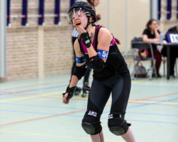 Thorsten-Lasrich-Arnhem-Fallen-Angels-Twente-vs-Mine-Monsters-Oberhausen-Zombie-Rollergirlz-34
