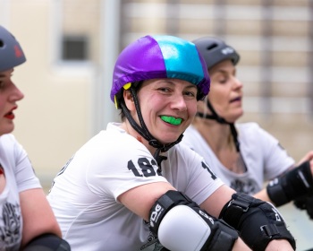 Thorsten-Lasrich-Arnhem-Fallen-Angels-Twente-vs-Mine-Monsters-Oberhausen-Zombie-Rollergirlz-45