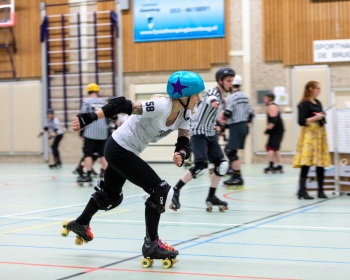 Thorsten-Lasrich-Arnhem-Fallen-Angels-Twente-vs-Mine-Monsters-Oberhausen-Zombie-Rollergirlz-47